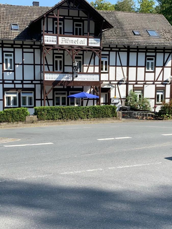 Monteurzimmer Ahnetal Zweibettzimmer Einzelzimmer Mit Eigenem Bad * Dornberg (Kassel)
