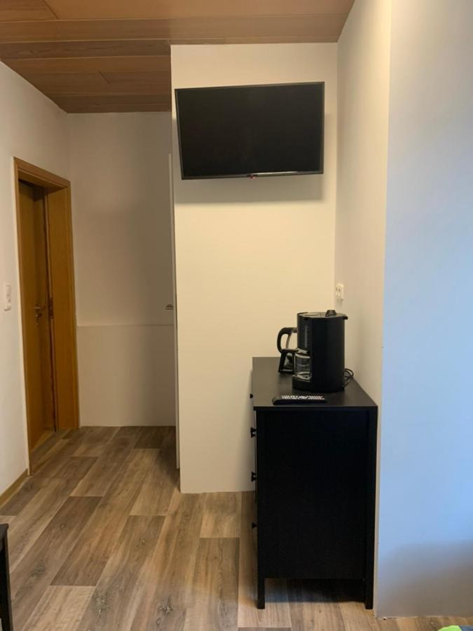 Monteurzimmer Ahnetal Zweibettzimmer Einzelzimmer Mit Eigenem Bad Homestay Dornberg (Kassel)
