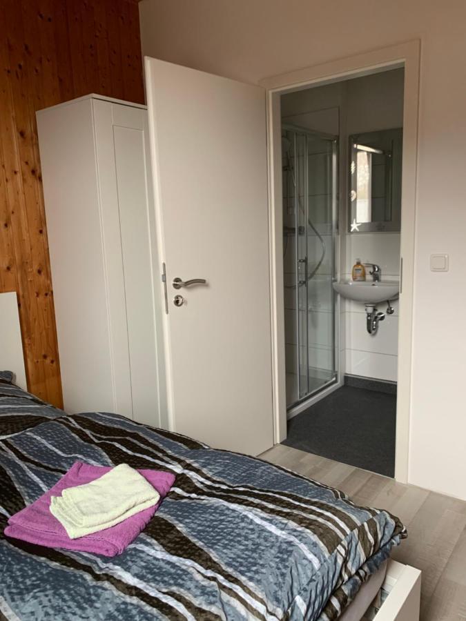 Homestay Monteurzimmer Ahnetal Zweibettzimmer Einzelzimmer Mit Eigenem Bad *